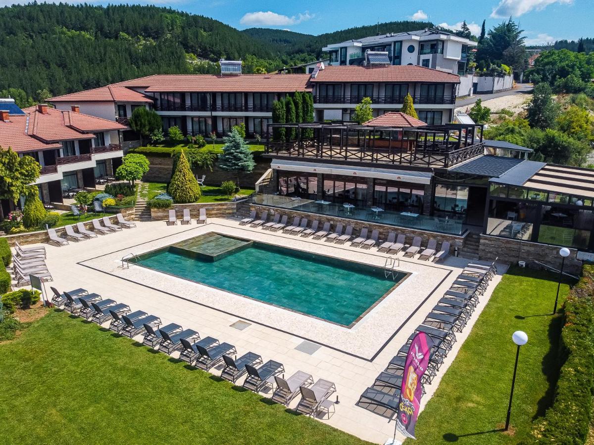 Rocca Resort Главатарці Екстер'єр фото