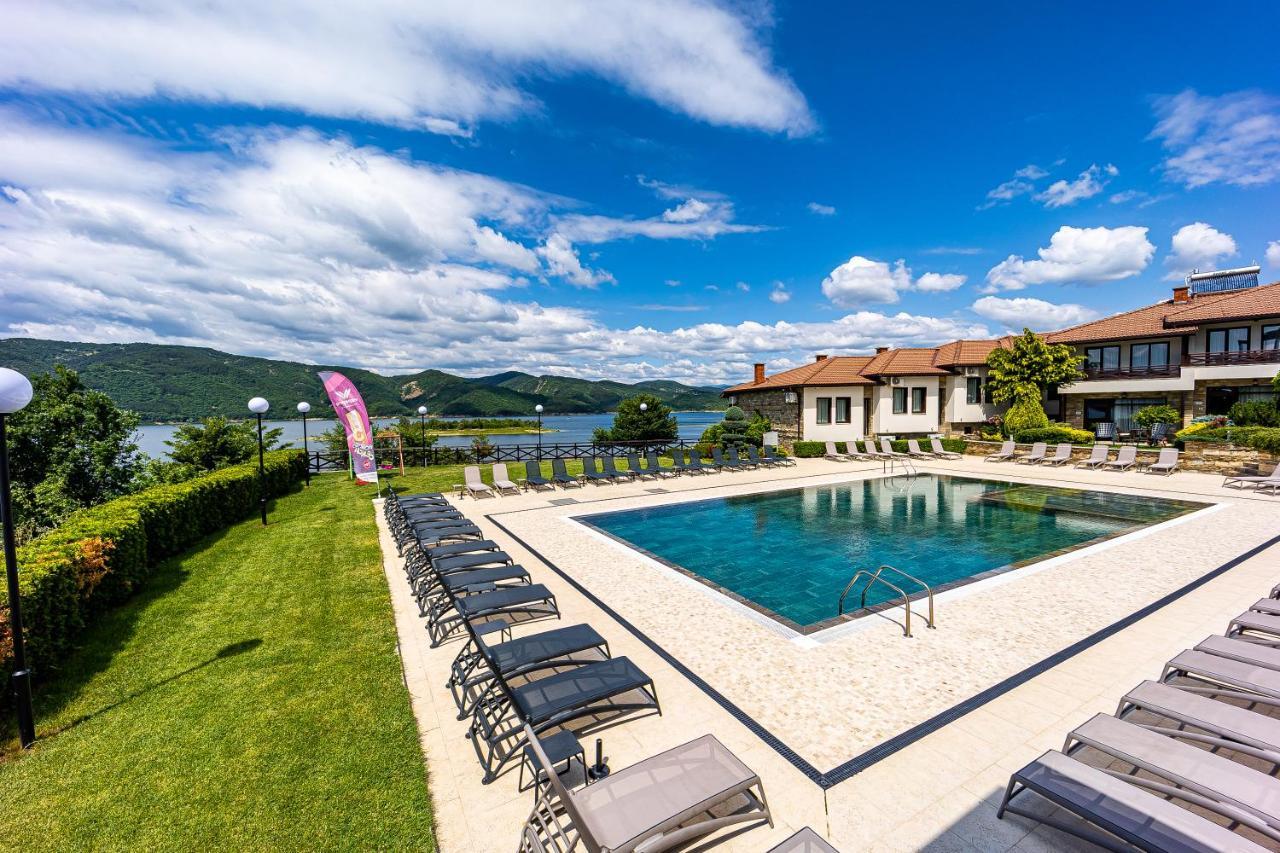 Rocca Resort Главатарці Екстер'єр фото